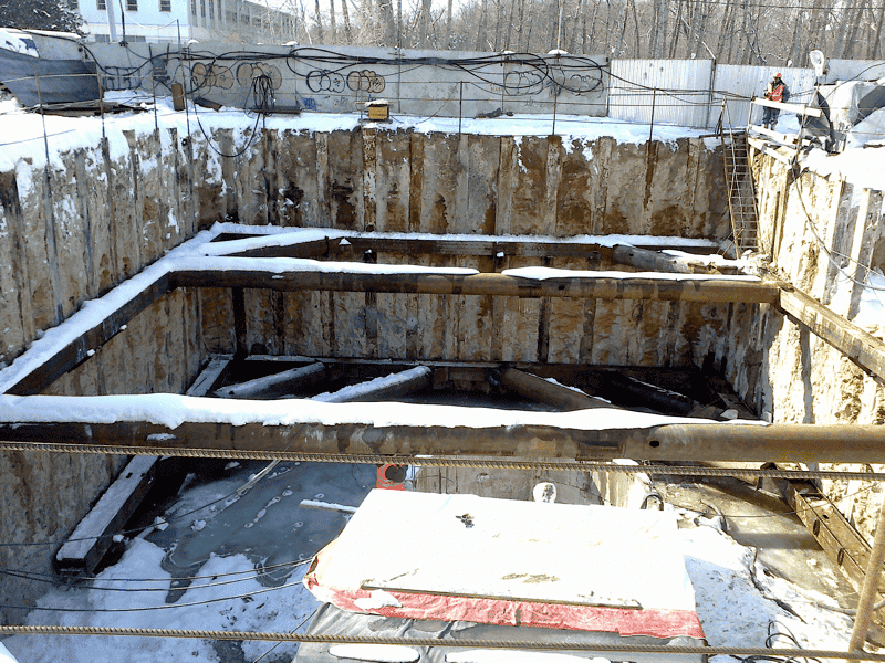 Устройство противофильтрационной завесы